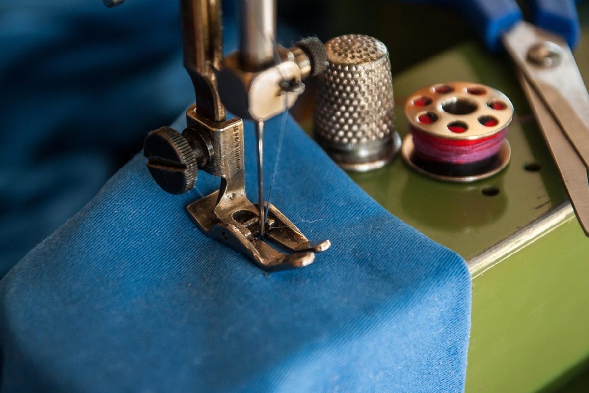 Démarrer un atelier couture à domicile pour débutant